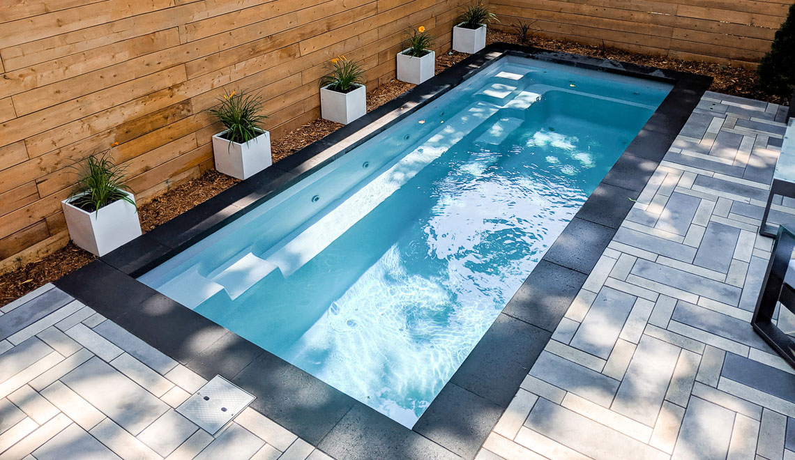 Leisure Pools Esprit flat bottom composite swimming pool