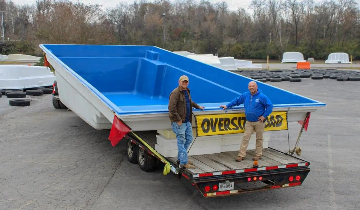 How to Find a Local Fiberglass Pool Supplier Near You