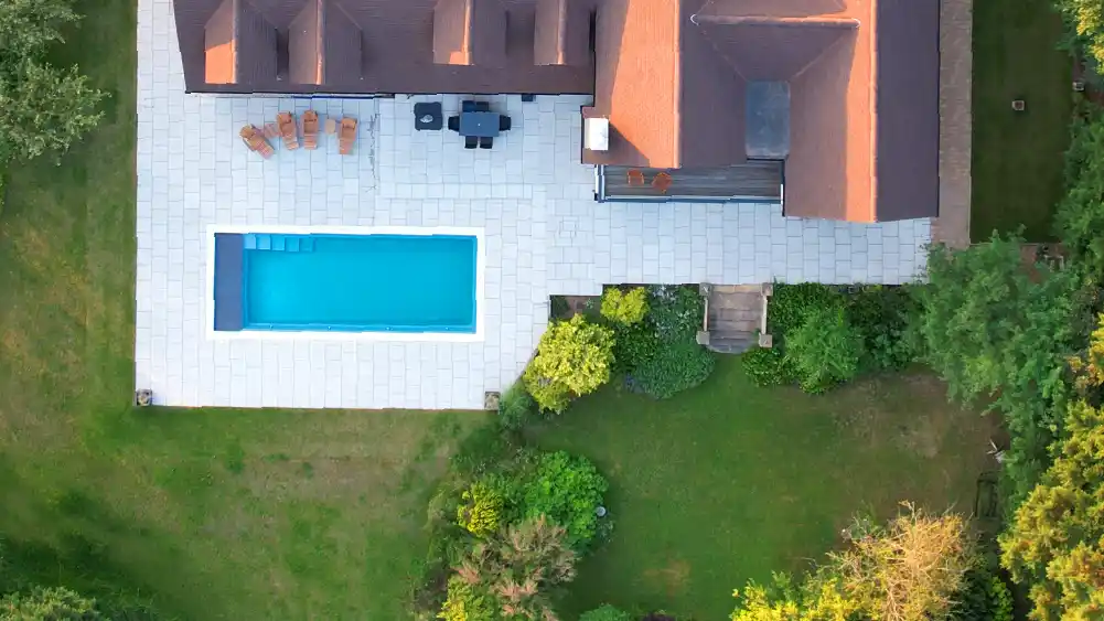 Finding the Ideal Location for Your Inground Fiberglass Pool