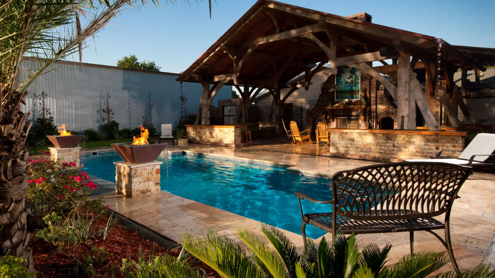 Essential Pool Features for Your Backyard Pool: A Complete Guide (2024)