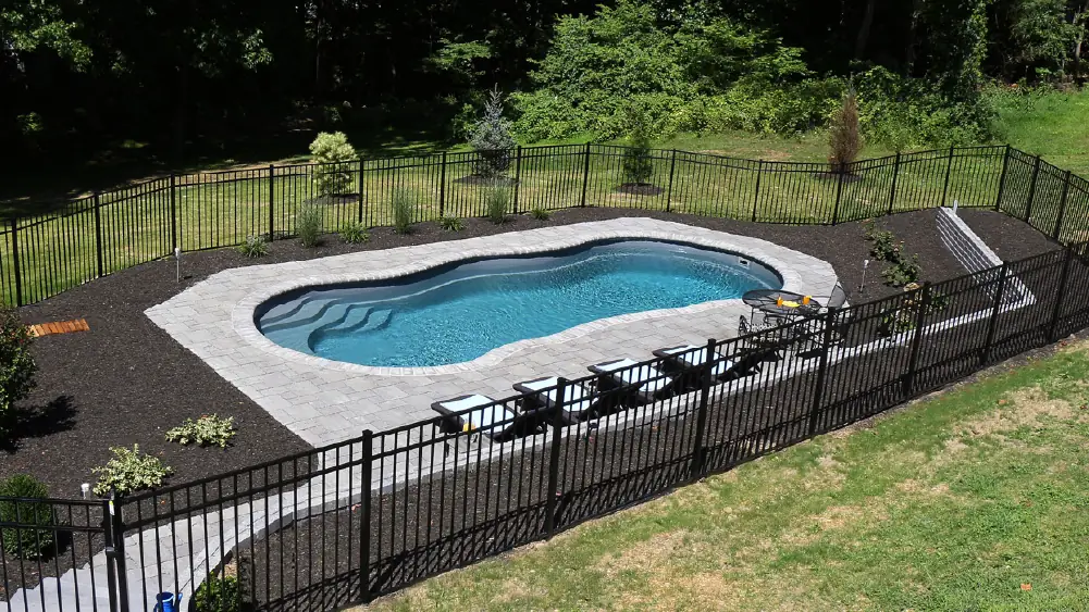 103124-TheRightFeatures-2Fencing Essential Pool Security Features: Fencing Solutions